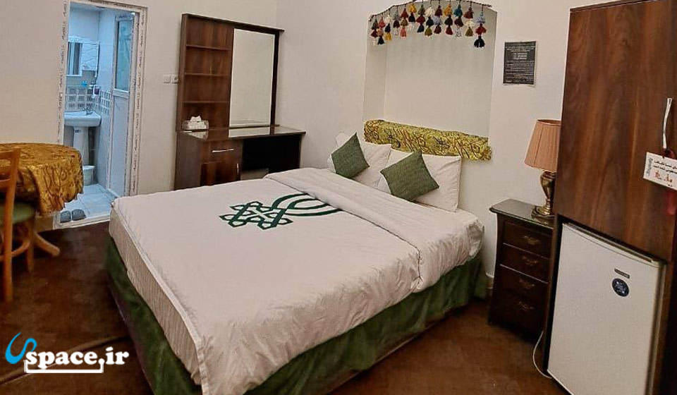 نمای داخلی اتاق 2 تخته هتل سنتی پارسیک - یزد